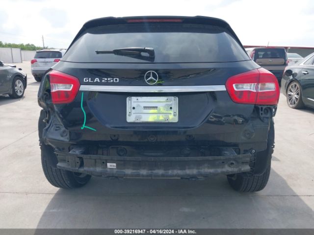WDCTG4EB2JJ422514 Mercedes-Benz GLA 250