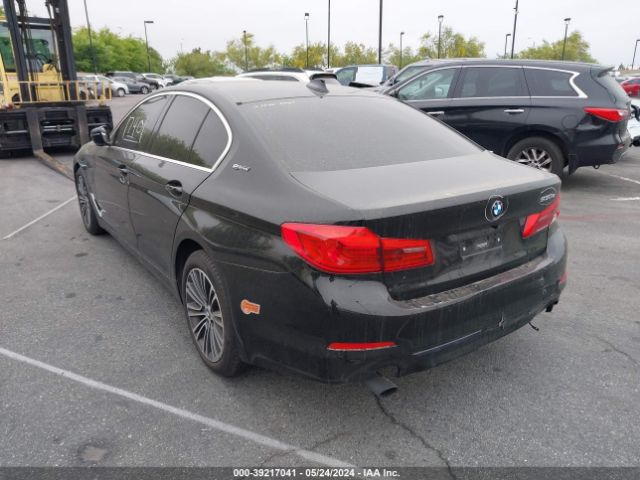 WBAJA9C58KB399077 BMW 530e Iperformance