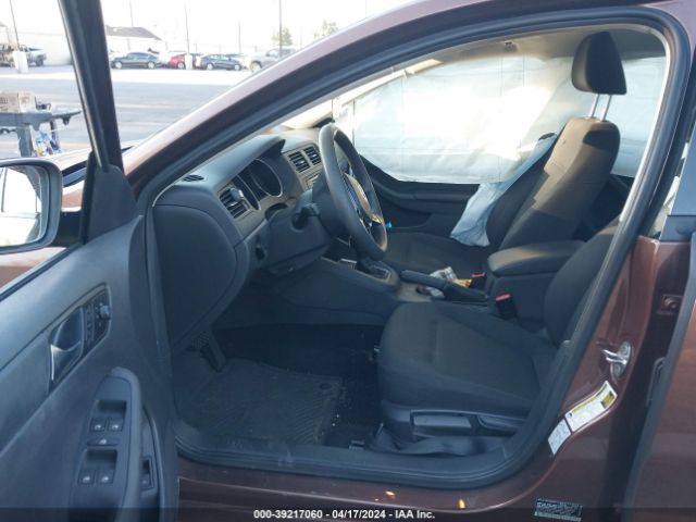 3VW267AJ4GM381394 Volkswagen Jetta 1.4t S