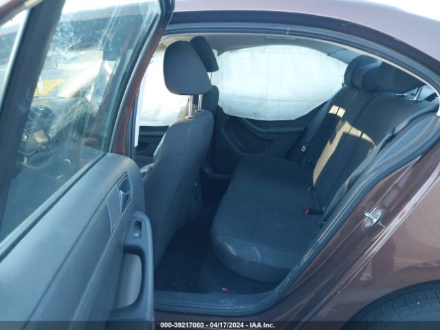 3VW267AJ4GM381394 Volkswagen Jetta 1.4t S