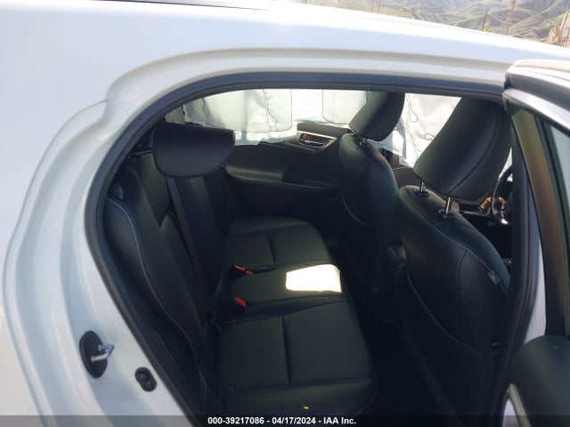 Lexus CT 200H 2017 JTHKD5BH4H2292506 Image 8
