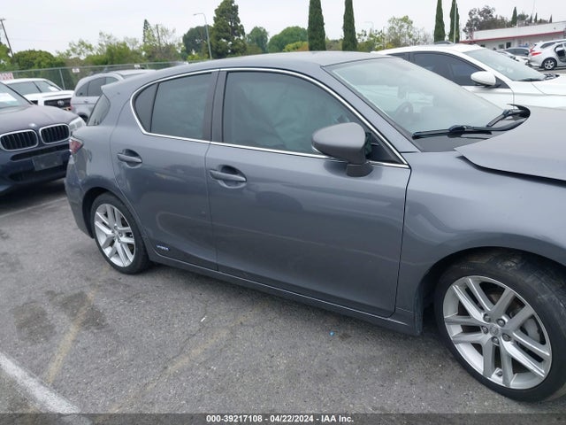 JTHKD5BH0G2272123 Lexus CT 200H