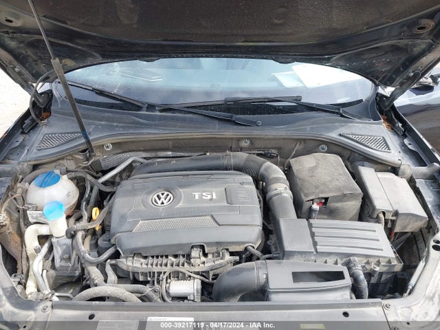 1VWAT7A38HC012076 Volkswagen Passat 1.8t S