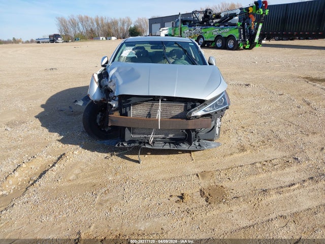 Продаж на аукціоні авто 2019 Hyundai Elantra Se, vin: 5NPD74LF1KH489020, номер лоту: 39217120