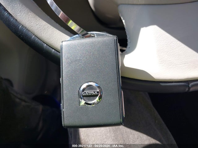 YV4H60DN5P1364374 Volvo Xc60 Recharge Plug-in Hybrid T8 Plus Bright Theme