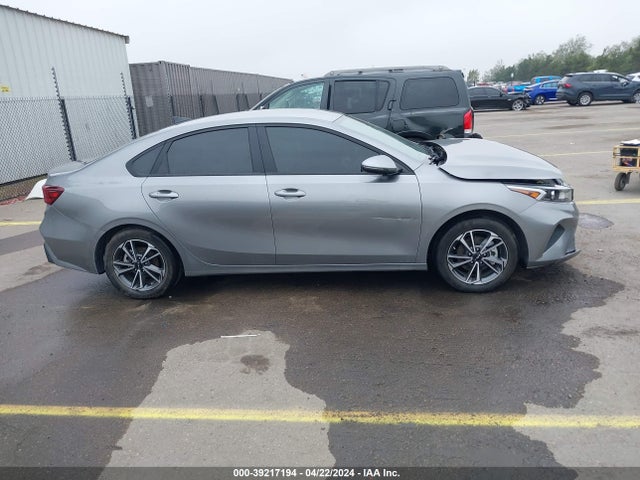 KIA Forte Lxs 2022 3KPF24AD5NE471945 Image 13