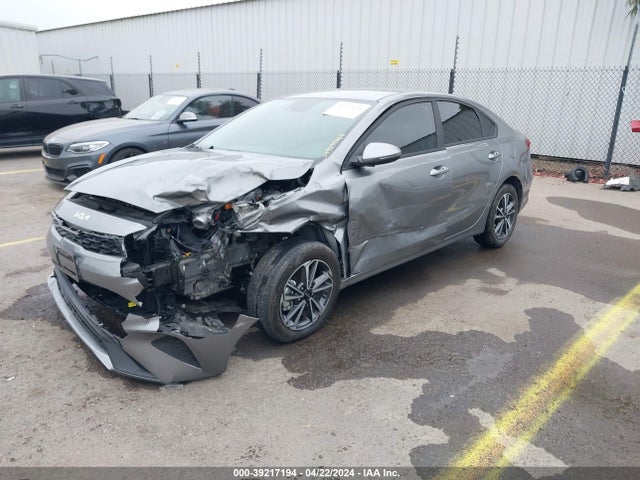 KIA Forte Lxs 2022 3KPF24AD5NE471945 Image 2