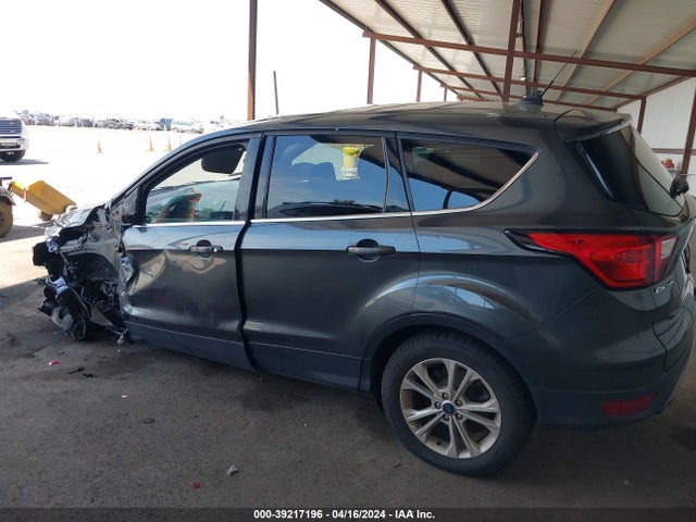 Ford ESCAPE SE 2019 1FMCU9GD1KUB79798 Image 15
