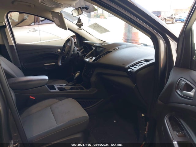Ford ESCAPE SE 2019 1FMCU9GD1KUB79798 Image 5
