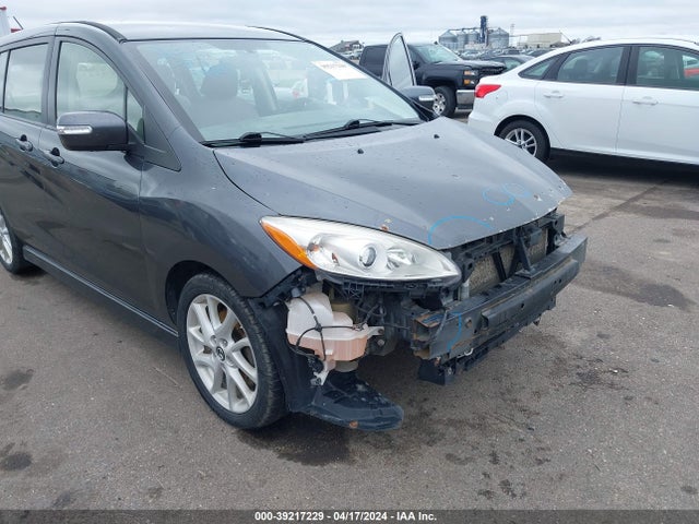 Mazda Mazda5 Touring 2014 JM1CW2CL3E0162998 Image 12