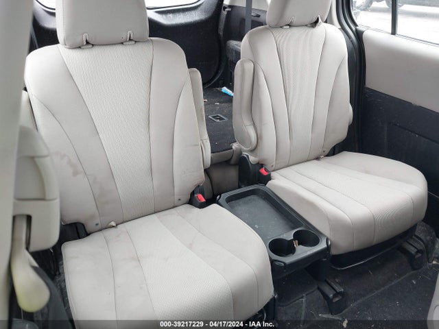Mazda Mazda5 Touring 2014 JM1CW2CL3E0162998 Image 8