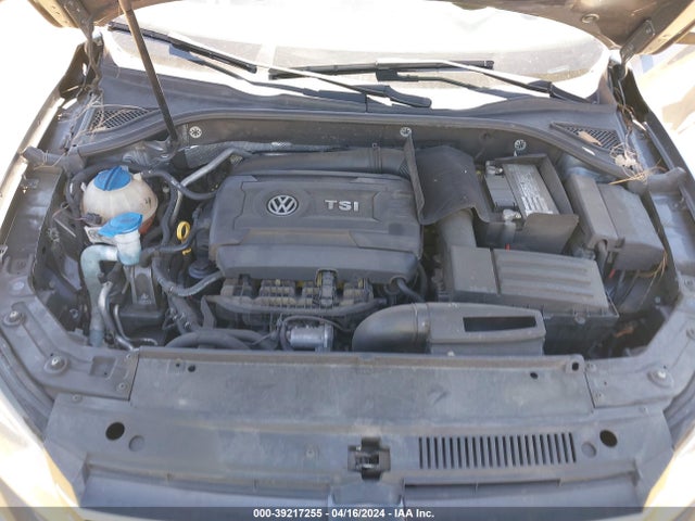 1VWBS7A36FC055559 Volkswagen Passat 1.8t Se
