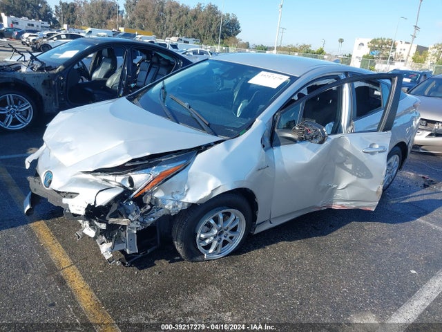 Toyota Prius One 2018 JTDKBRFU7J3604646 Image 2