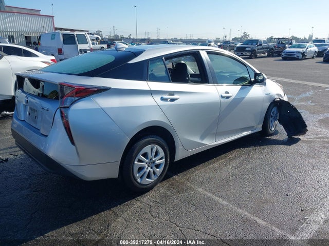 Toyota Prius One 2018 JTDKBRFU7J3604646 Image 4