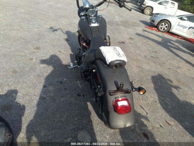 2010 HARLEY-DAVIDSON FLSTFB 1HD1JN515AB010477 Photo 2