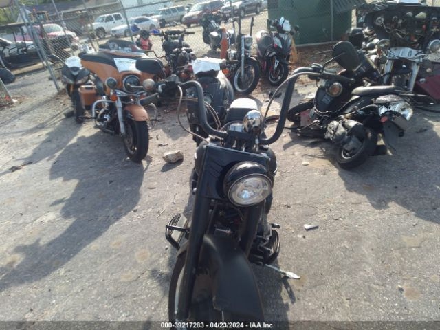 2010 HARLEY-DAVIDSON FLSTFB 1HD1JN515AB010477 Photo 4