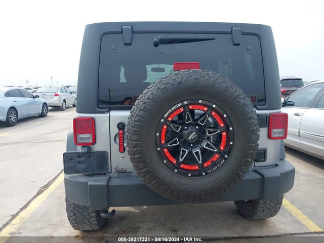 1C4HJWDG6JL929734 Jeep Wrangler Jk Unlimited Sport S 4x4