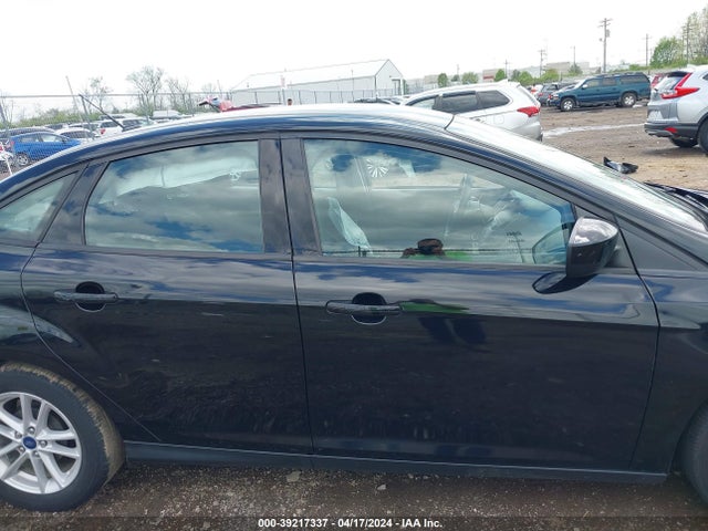 Ford FOCUS SE 2018 1FADP3F23JL221265 Image 13