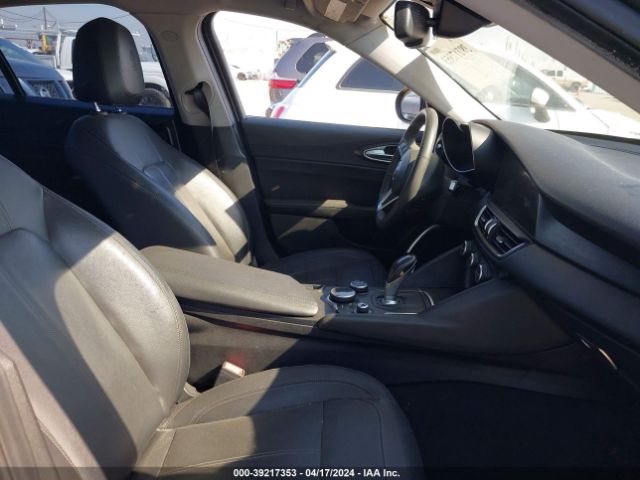 ZARFAEBN0J7565330 Alfa Romeo Giulia Rwd