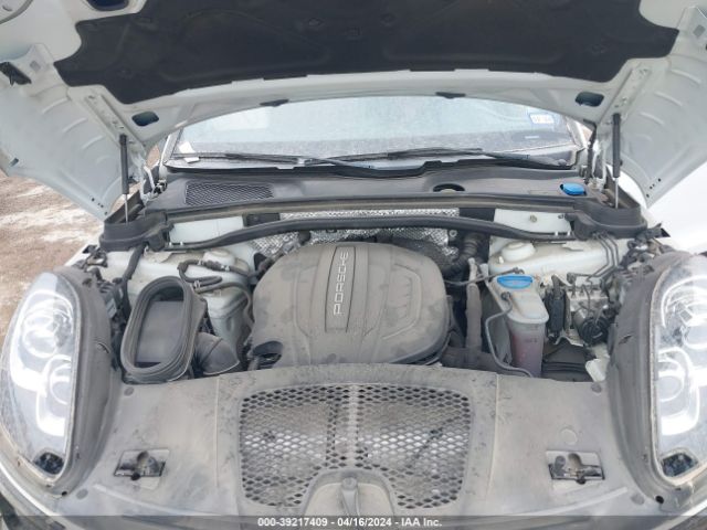 WP1AA2A53JLB10949 Porsche Macan Sport Edition