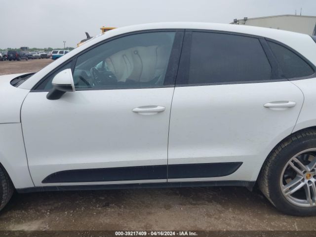 WP1AA2A53JLB10949 Porsche Macan Sport Edition