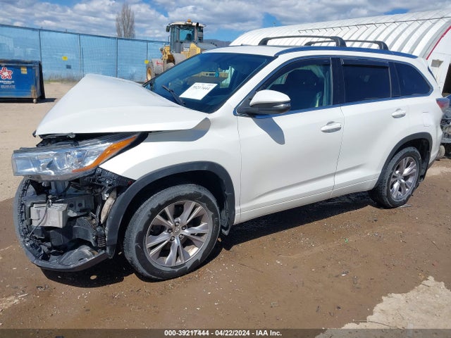 Toyota Highlander Xle V6 2015 5TDJKRFH0FS175595 Image 2