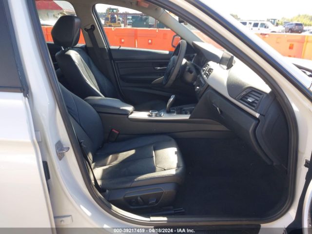 WBA3C3C54EP661166 BMW 320i Xdrive
