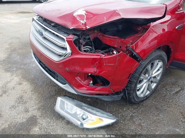 Ford Escape Titanium 2017 1FMCU0J91HUF09755 Image 6