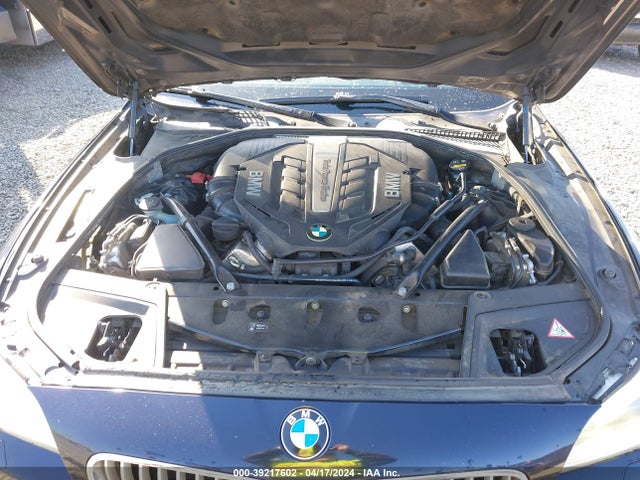 BMW 550i 2016 WBAKN9C52GD962340 Image 10