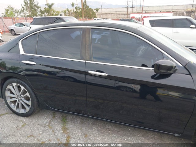 Honda Accord Sport 2015 1HGCR2F52FA032387 Image 14