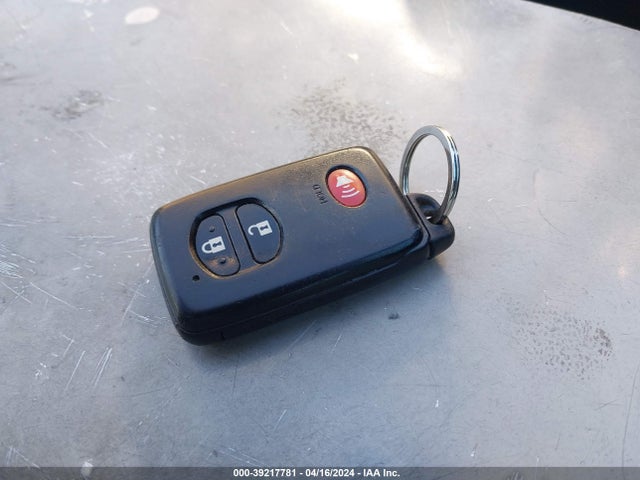 Toyota Prius Two 2015 JTDKN3DU1F1985887 Image 11