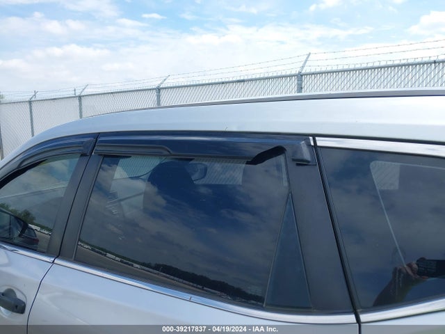 Nissan ROGUE S 2017 KNMAT2MT7HP572231 Image 6