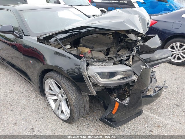 Chevrolet Camaro 1lt 2017 1G1FB1RSXH0198069 Image 18