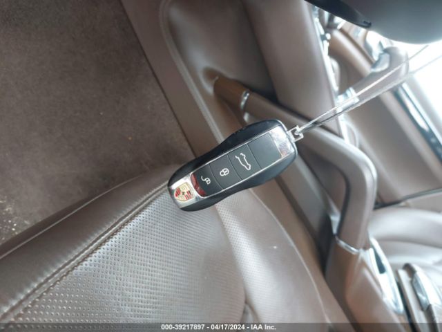 WP1AA2A21HKA91422 Porsche Cayenne Platinum Edition