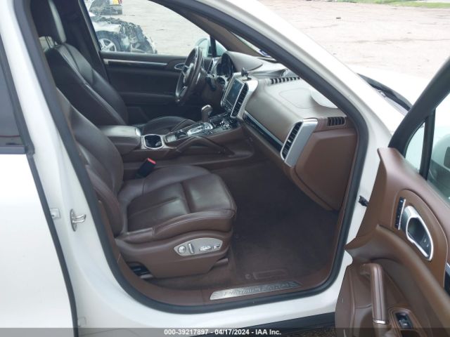 WP1AA2A21HKA91422 Porsche Cayenne Platinum Edition