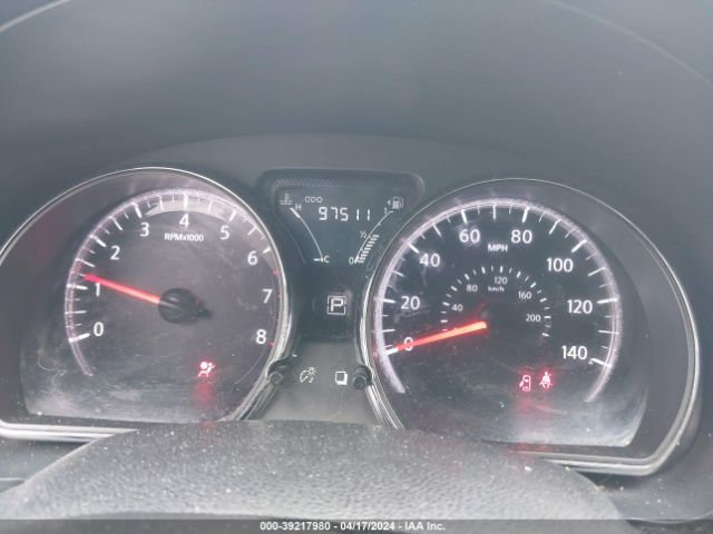 3N1CN7AP3HK438053 Nissan Versa 1.6 Sv