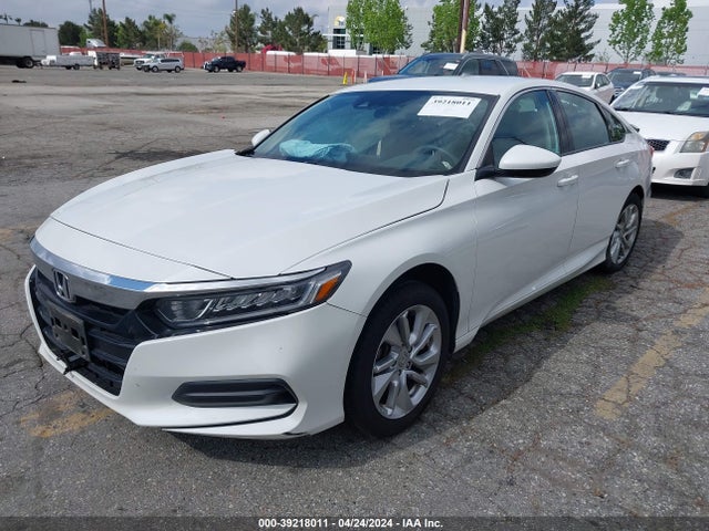 Honda ACCORD LX 2018 1HGCV1F16JA213567 Image 2