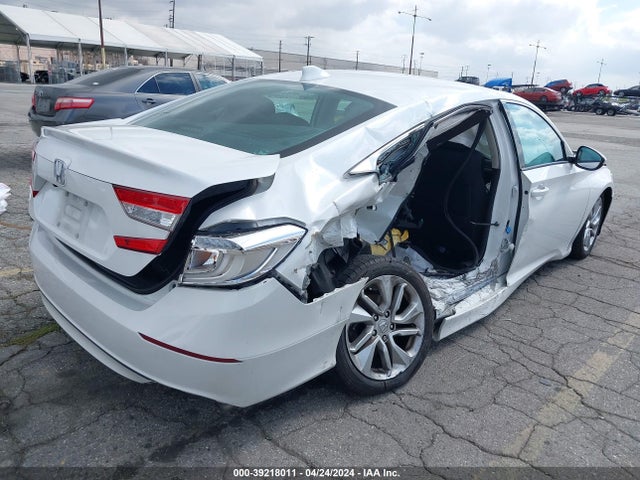 Honda ACCORD LX 2018 1HGCV1F16JA213567 Image 4