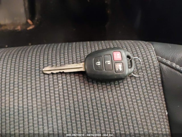 Toyota Corolla S Plus 2015 2T1BURHE9FC315377 Image 11