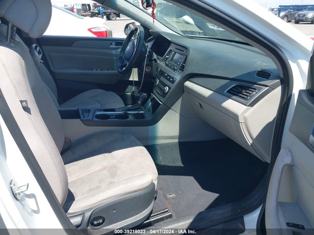 Hyundai SONATA SE 2017 5NPE24AF5HH498382 Image 5