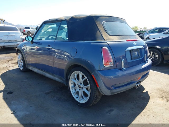 2006 MINI COOPER S WMWRH33516TF86501 Photo 2