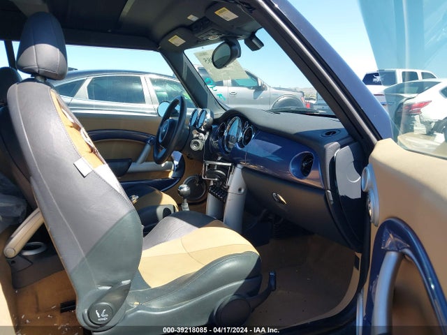 2006 MINI COOPER S WMWRH33516TF86501 Photo 4