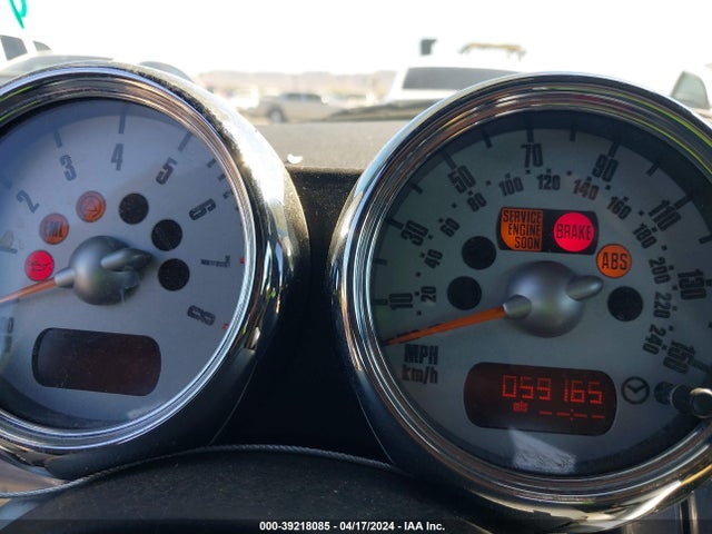 2006 MINI COOPER S WMWRH33516TF86501 Photo 6