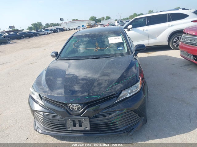 Toyota CAMRY LE 2018 4T1B11HK2JU643876 Image 12