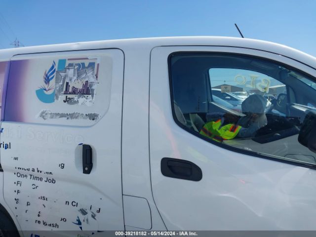 3N6CM0KN3EK701199 Nissan NV200 SV