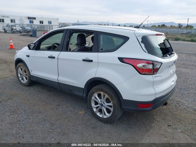 Ford ESCAPE S 2018 1FMCU0F78JUA56392 Image 3