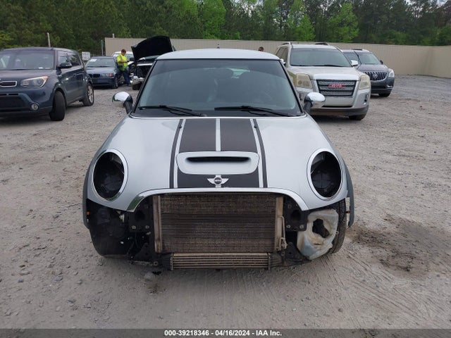 2009 MINI COOPER S WMWMF73569TT99957 Photo 5