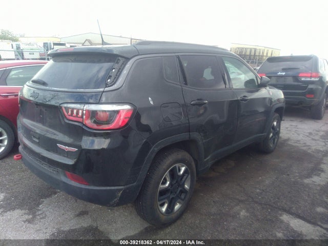 3C4NJDDB6HT639889 Jeep New Compass Trailhawk 4x4
