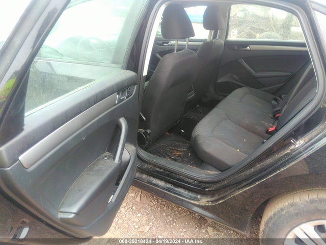1VWAT7A36EC051552 Volkswagen Passat 1.8t S