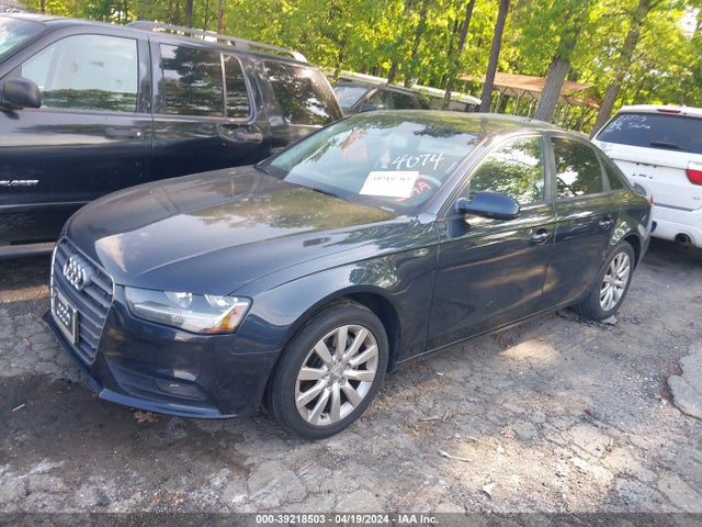 Audi A4 2.0t Premium 2014 WAUAFAFL2EA004074 Image 2